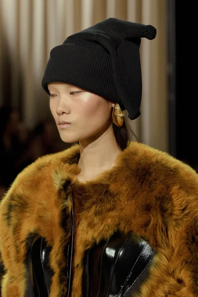 Look 65